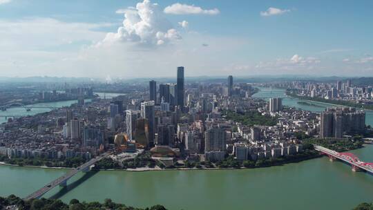 航拍广西柳州柳江两岸城市景观 4k