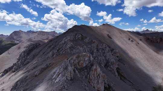 高原  大自然 蓝天 白云  大山 草原