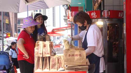 街边寿司烤鸭售卖视频素材模板下载