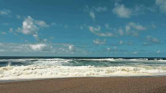 海边沙滩海浪