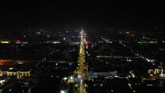 城市大道夜景交通车辆行驶航拍