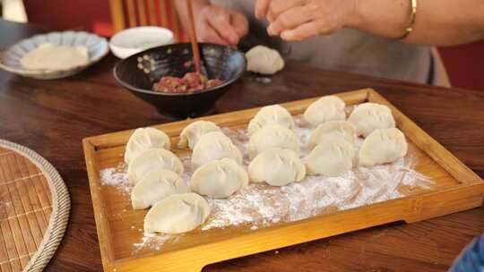 包饺子 煮饺子 饺子馅视频素材模板下载