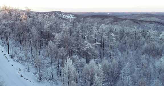 航拍大兴安岭冬季风光、冰雪、雾凇