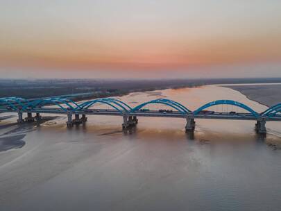 郑州黄河大桥夕阳晚霞无人机航拍延时摄影