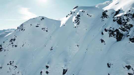 自然雪山航拍