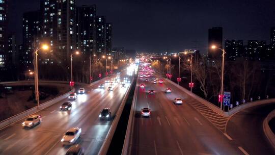 航拍城市夜晚交通车流-城市夜景万家灯火视频素材模板下载