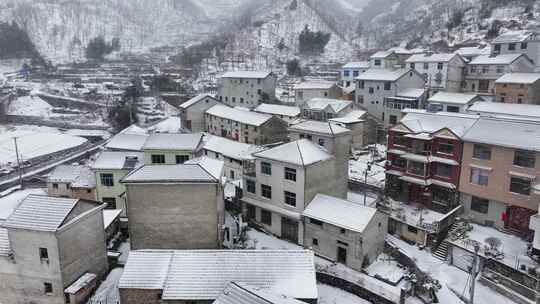 村落雪景俯瞰