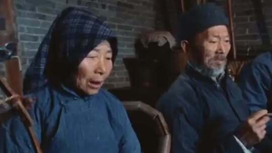 70年代上海家庭会议影像2