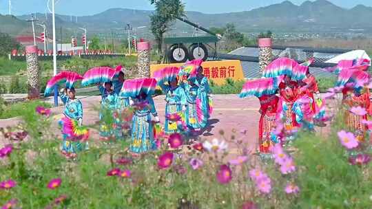 实景拍摄农村文化广场广场舞