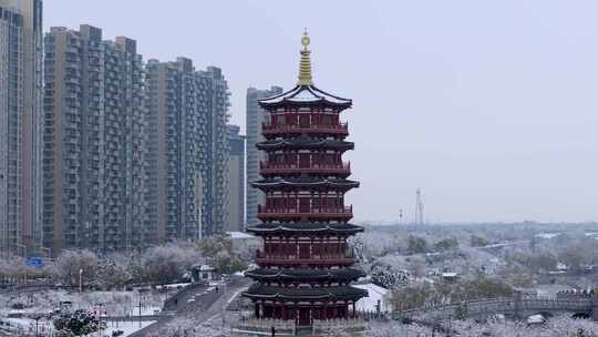 航拍洛阳朱樱塔雪景