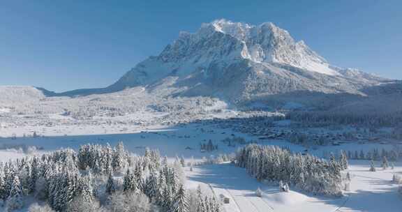 雪域高山森林景观航拍