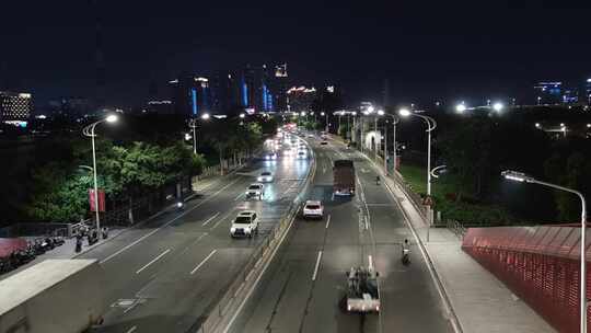 城市交通夜景车辆行驶实拍