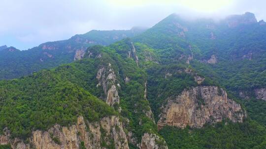 太岳山森林公园洪雅峡谷主峰航拍4k