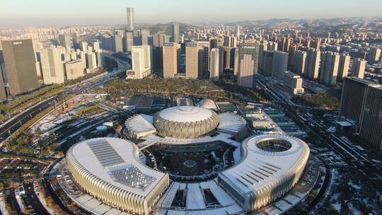 城市航拍济南奥体中心冬天雪景