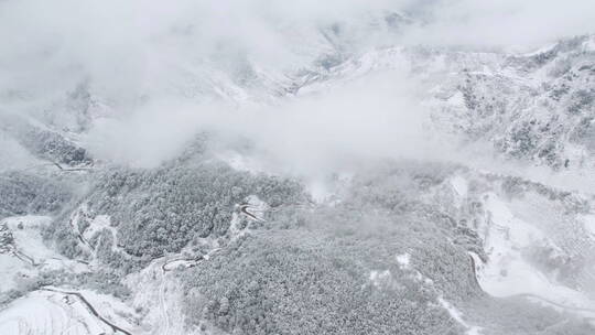 贵州雪山航拍延时视频