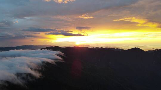 日落晚霞夕阳云海航拍