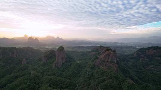 航拍韶关丹霞地貌丹霞山 阳元峰 长老峰景区