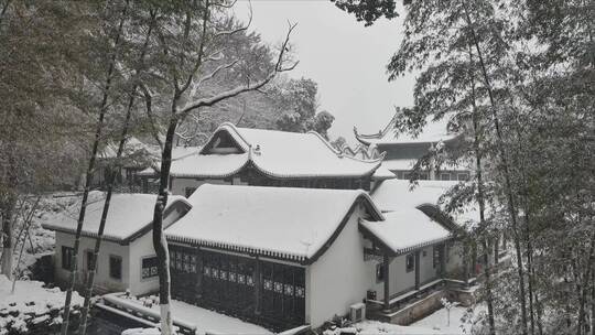 航拍城市风光长沙雪景古建筑岳麓书院雪景