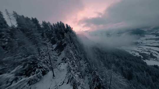 FPV穿越机航拍雪山森林雪景滑雪场蓝天白云