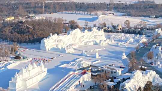 中国黑龙江哈尔滨太阳岛雪博会雪雕航拍