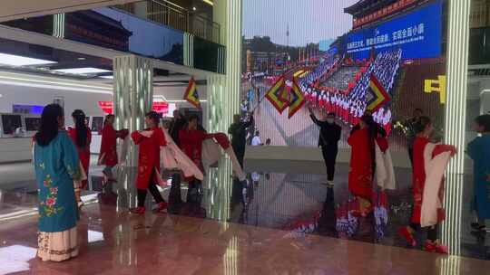 非遗戏曲演艺彩排老年艺术团1