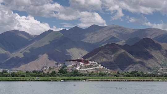 西藏拉萨湿地布达拉宫延时