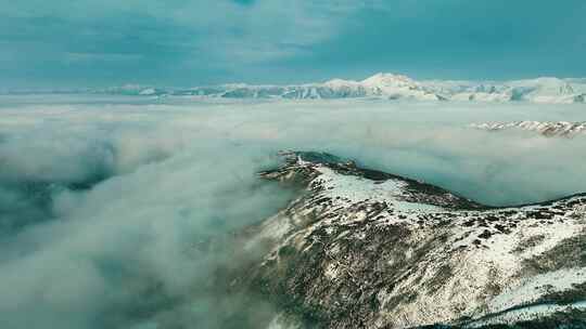 高原天空雪山云海航拍延时