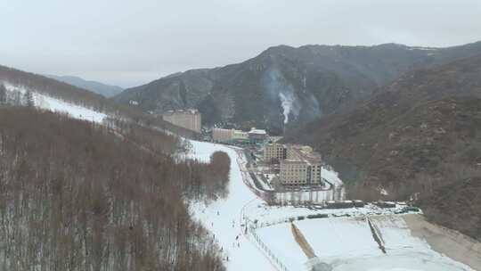 高山雪场雪道滑雪视频素材模板下载