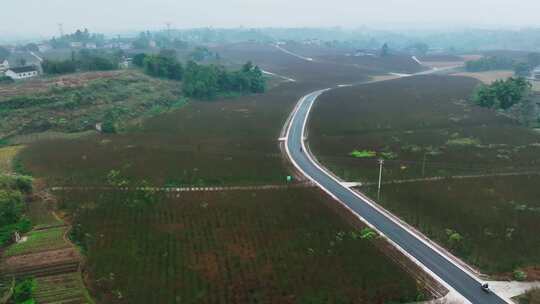 航拍乡村田野公路