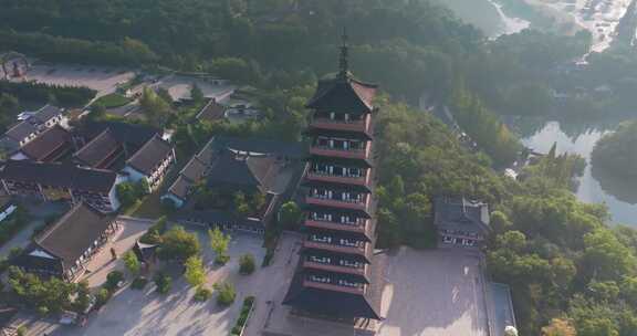 江苏省扬州市瘦西湖大明寺晨曦云雾风光航拍