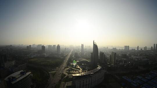 城市日落场景