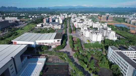 航拍雁山的大学院校和高校