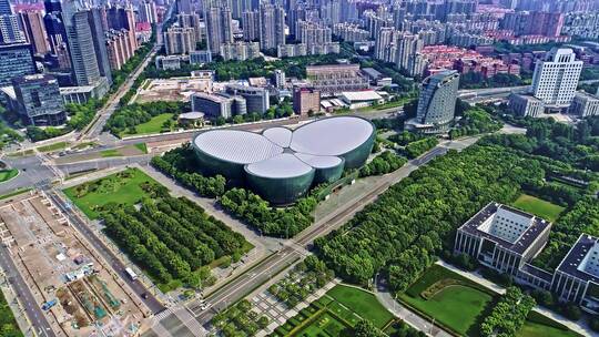航拍4k上海科技馆世纪公园东方艺术中心