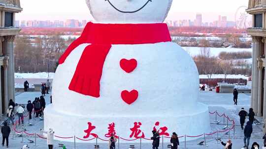中国黑龙江哈尔滨音乐长廊网红大雪人航拍