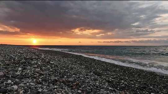 沙滩海浪浪花实拍视频