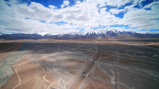 青藏铁路昆仑山段昆仑山青藏铁路航拍视频素材模板下载