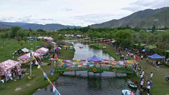 藏族夏季拉萨林卡活动