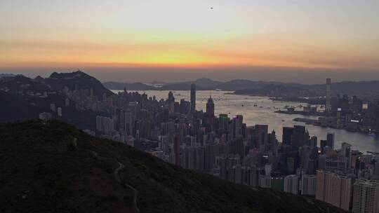 香港维多利亚港航拍日落大景