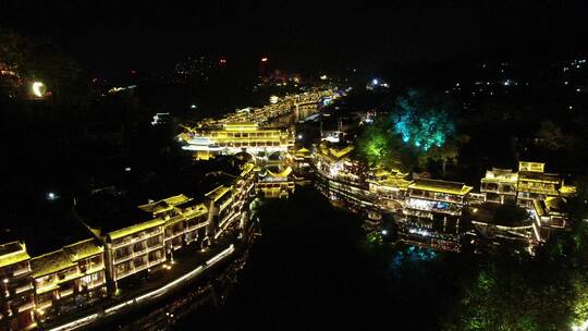 航拍湖南湘西凤凰古城4A景区夜景