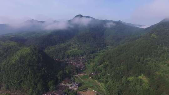 （4k）浙江温州泰顺县晴天山村航拍视频素材模板下载