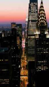 航拍纽约曼哈顿42街摩天大楼夜景灯光汽车