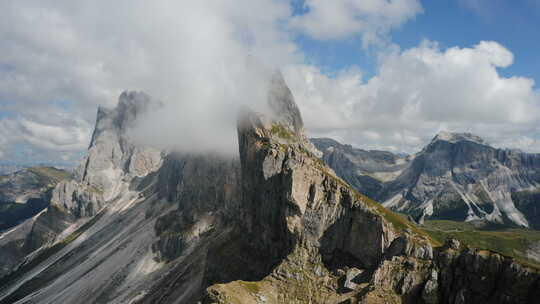 特伦蒂诺上阿迪热白云石阿尔卑斯山南蒂罗尔意大利欧洲的塞塞达和弗切塔高峰