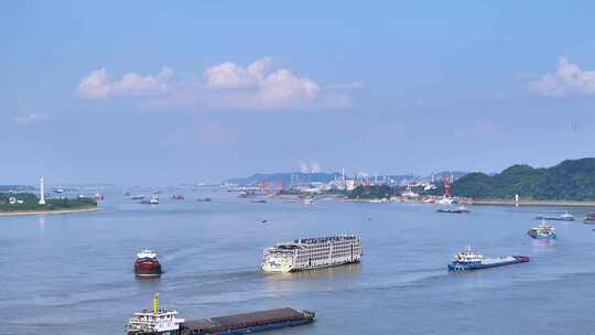 长江航运汽车运输滚装船航拍视频
