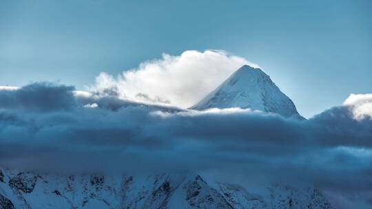 贡嘎雪山旗云延时