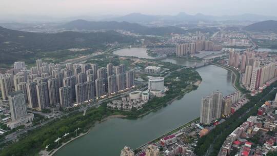 福建南安溪美夜景郑成功车流转盘交通航拍