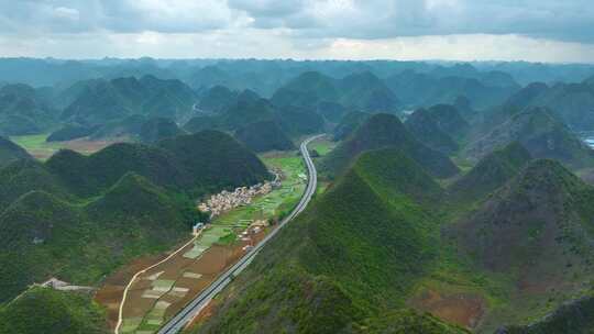 航拍桂林山水风光