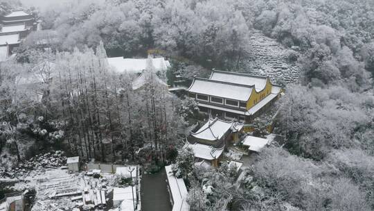 杭州西湖景区法喜寺雪天航拍