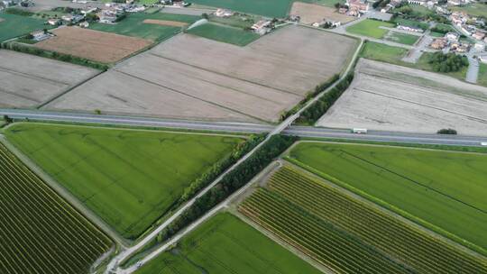 高清航拍田野公路景观