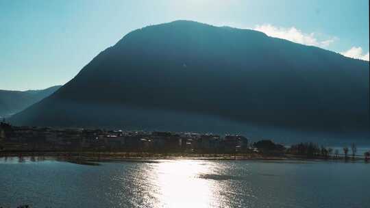 大理洱海日出清晨（附加调色版本）