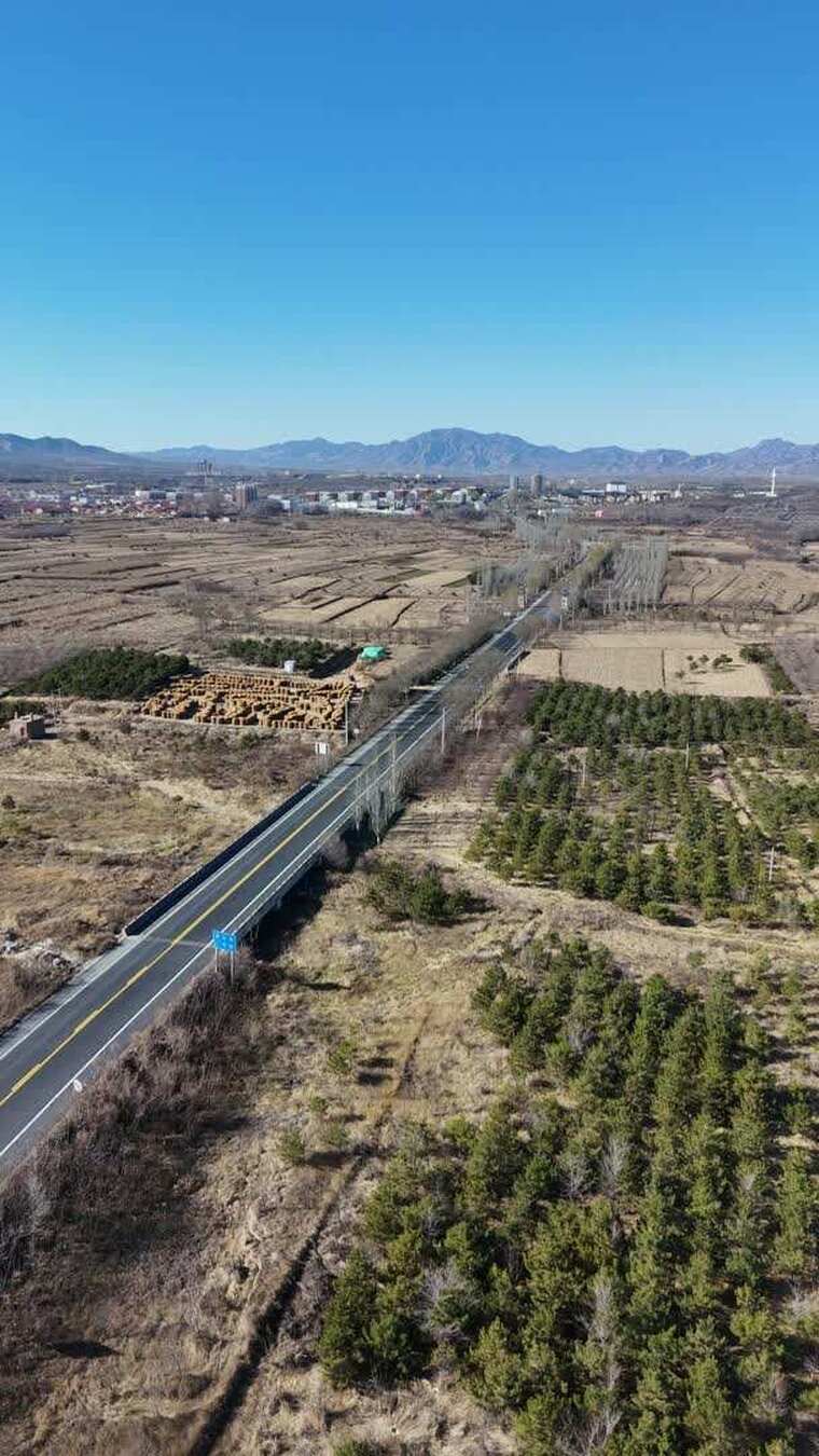 公路航拍乡村田野自然风光